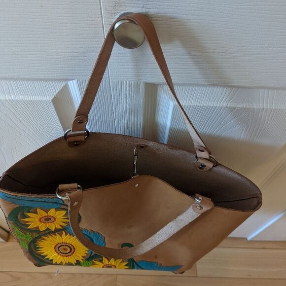 Hand tooled painted leather tote bag - Picture 7 of 7